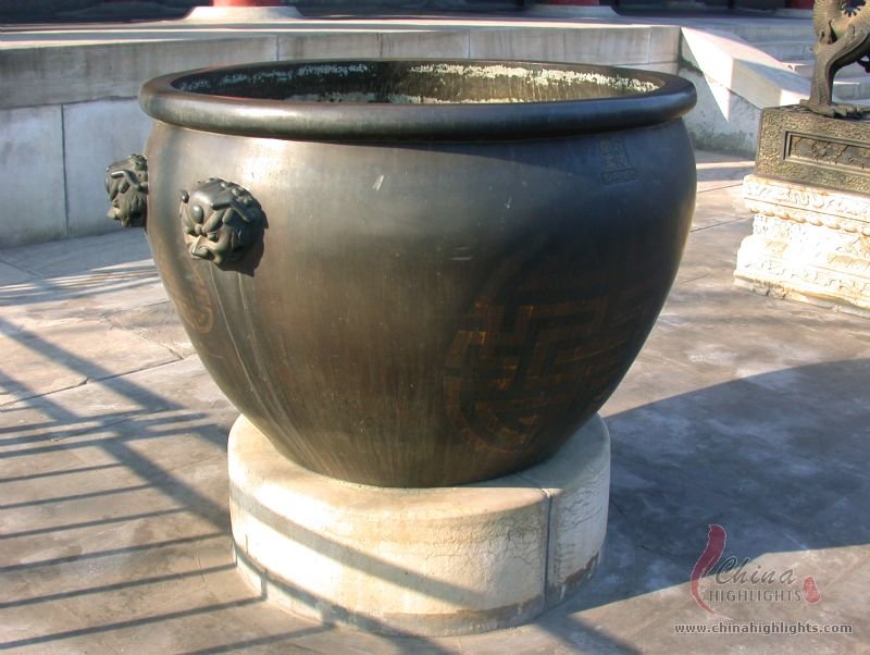 Bronze Jar Statue
