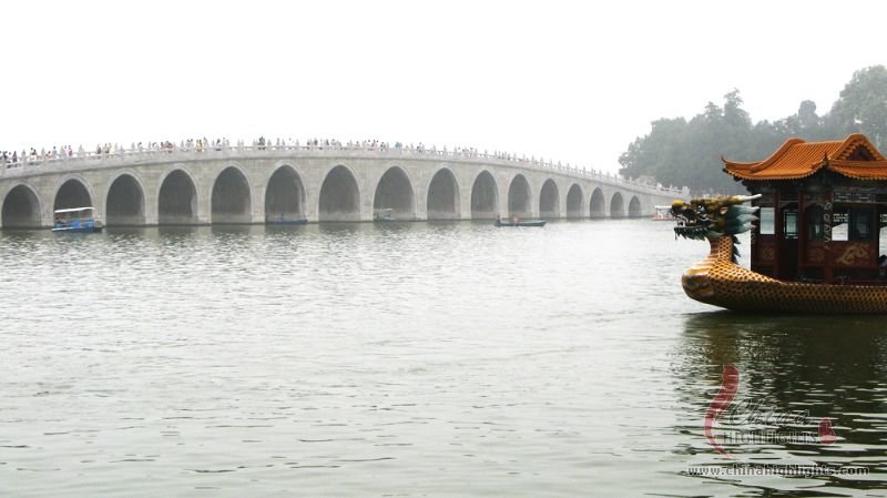 The Seventeen-Arch Bridge