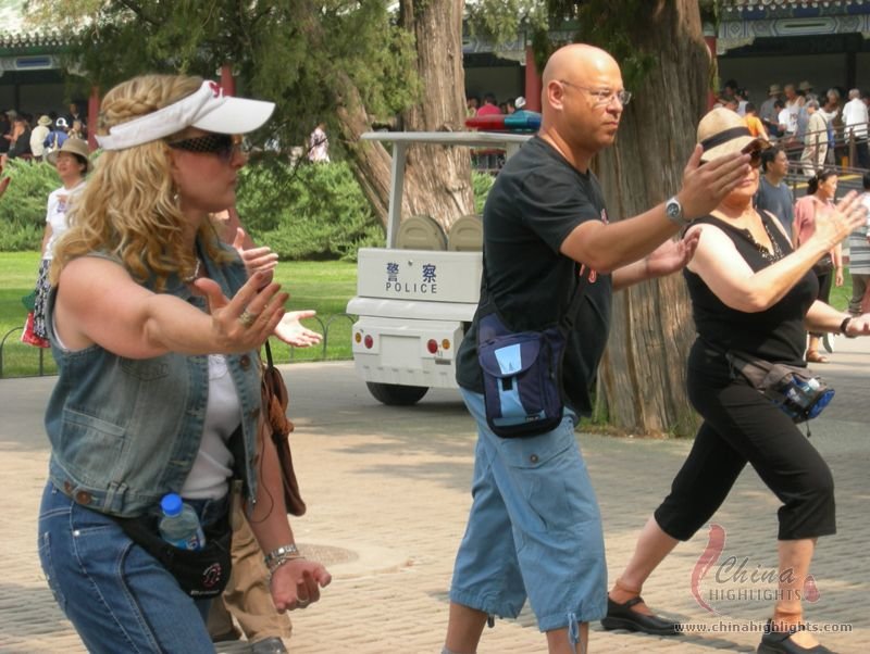 Tai Chi at the Temple of Heaven 